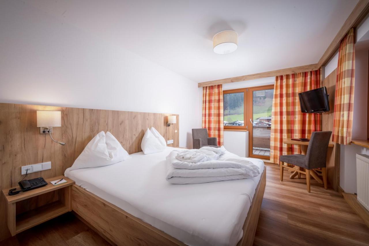 Hotel Kitzspitz Sankt Jakob in Haus Exteriör bild
